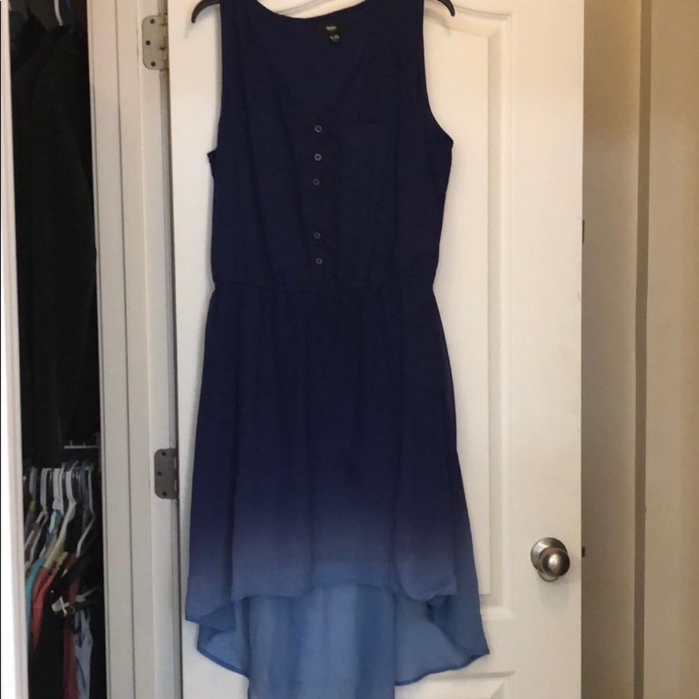 Women’s sleeveless dress